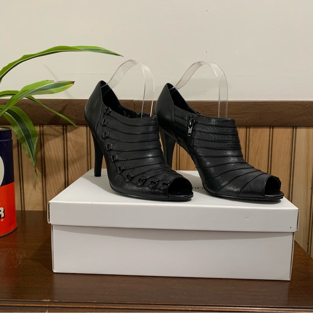 NIB Calvin Klein Leather Black Nana Open Toe Pump Bootie (10)